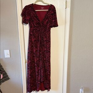 Ingrid & Isabel Burgundy Floral Maxi Dress
